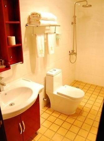 Yunnan Shi Zhou Hotel 昆明 エクステリア 写真